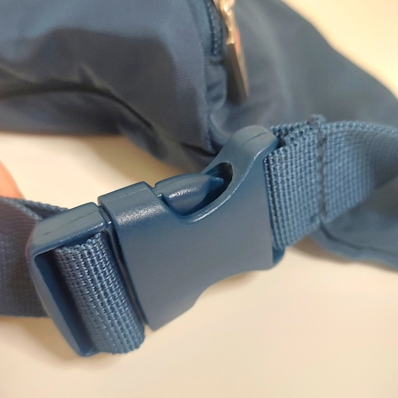 Fila Navy Blue Fanny Pack - Picture 6 of 13